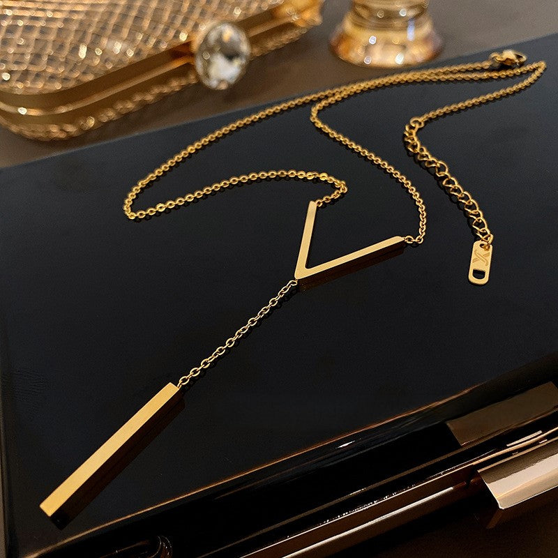 Collar Long V