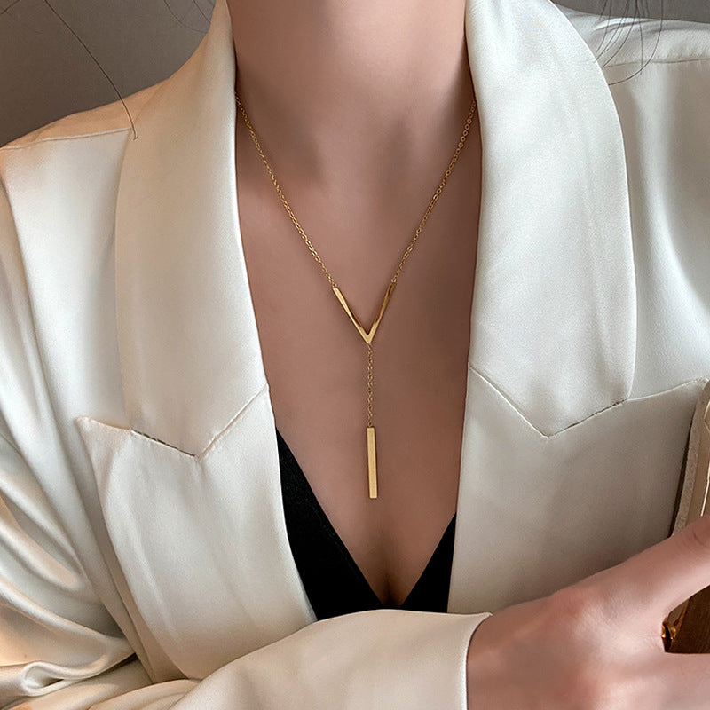 Collar Long V